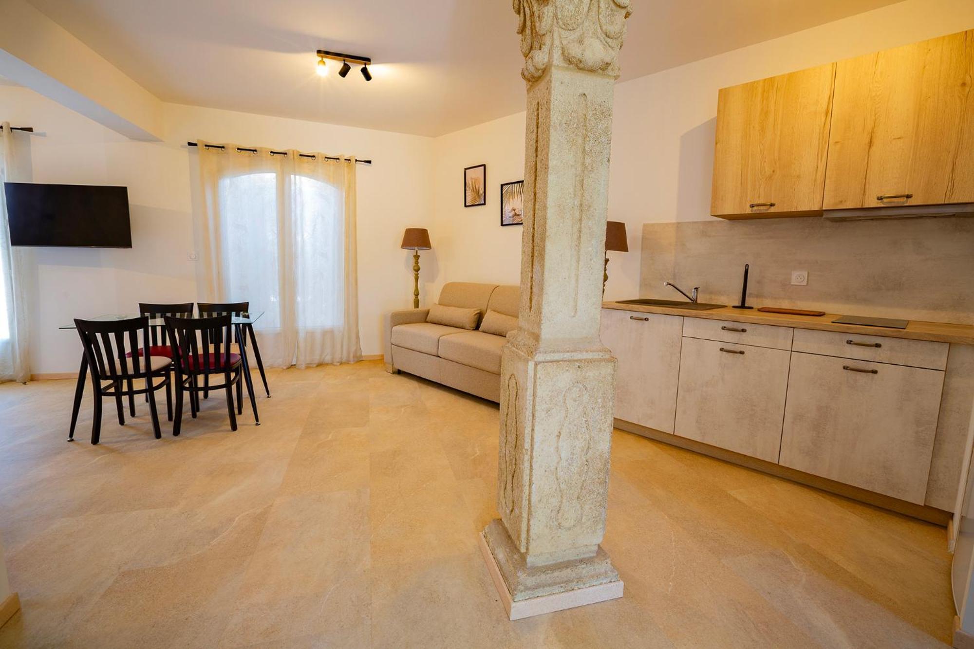 Domaine De La Mautanne Aparthotel Sainte-Tulle Εξωτερικό φωτογραφία