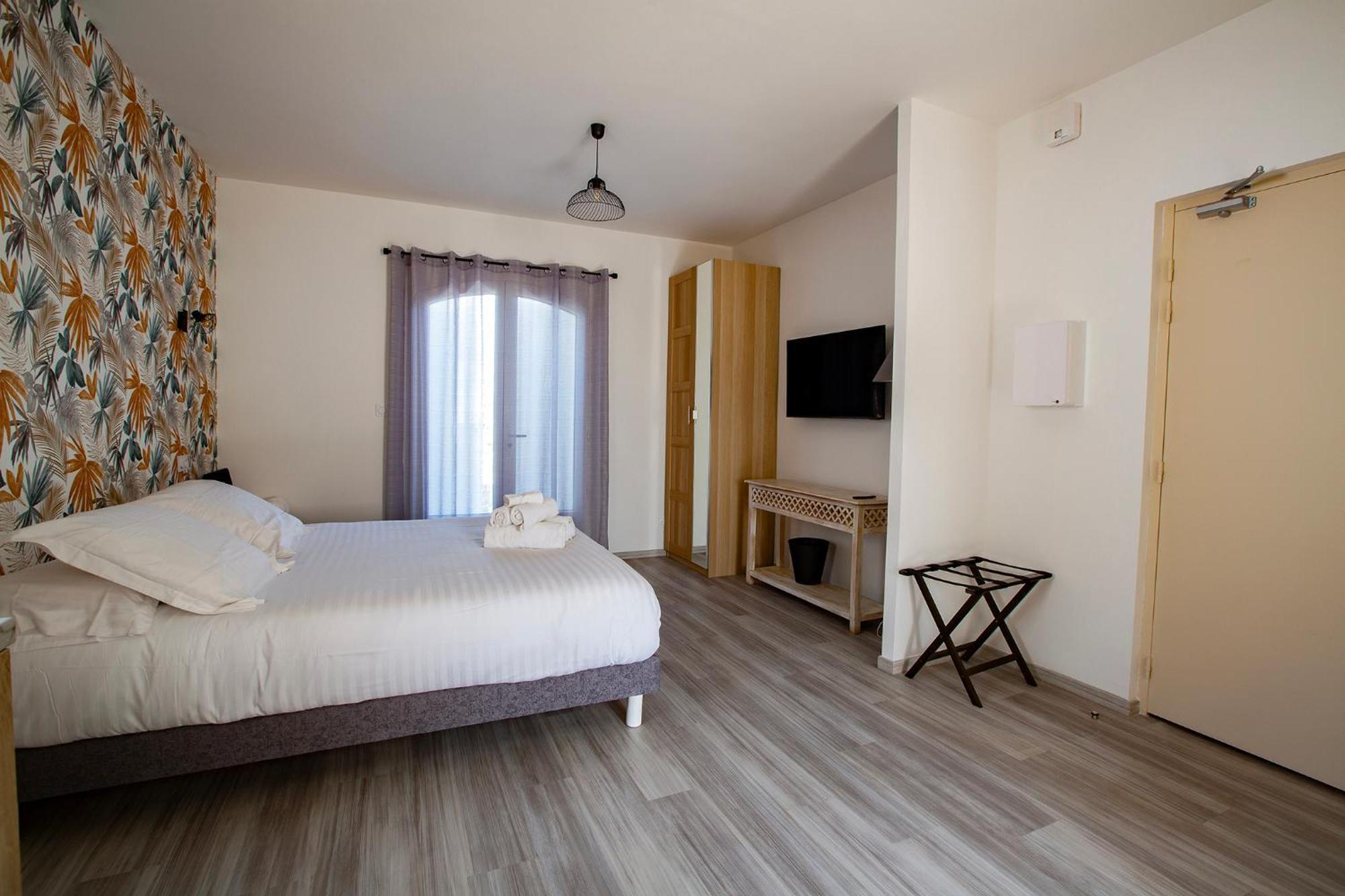 Domaine De La Mautanne Aparthotel Sainte-Tulle Εξωτερικό φωτογραφία