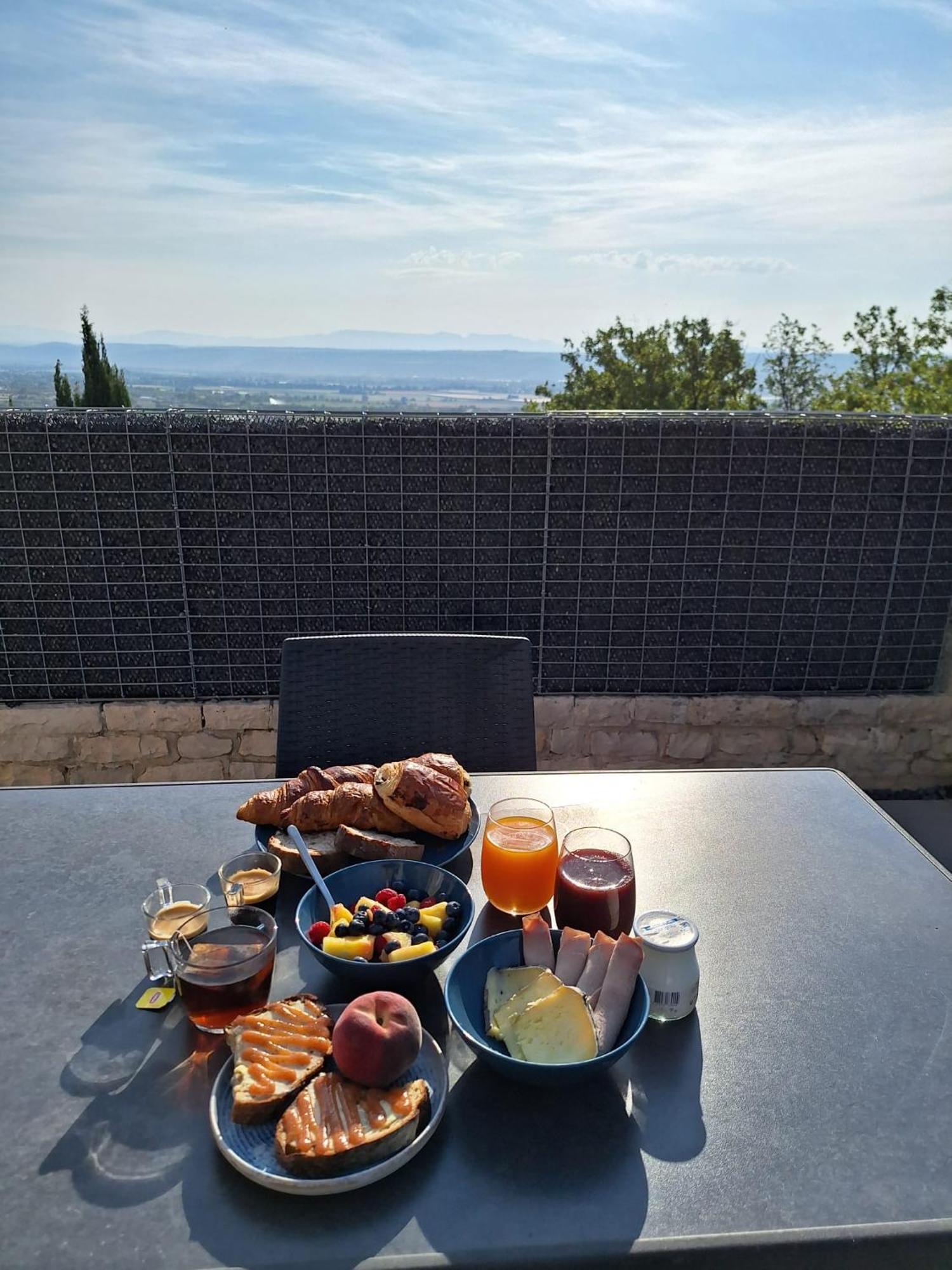 Domaine De La Mautanne Aparthotel Sainte-Tulle Εξωτερικό φωτογραφία