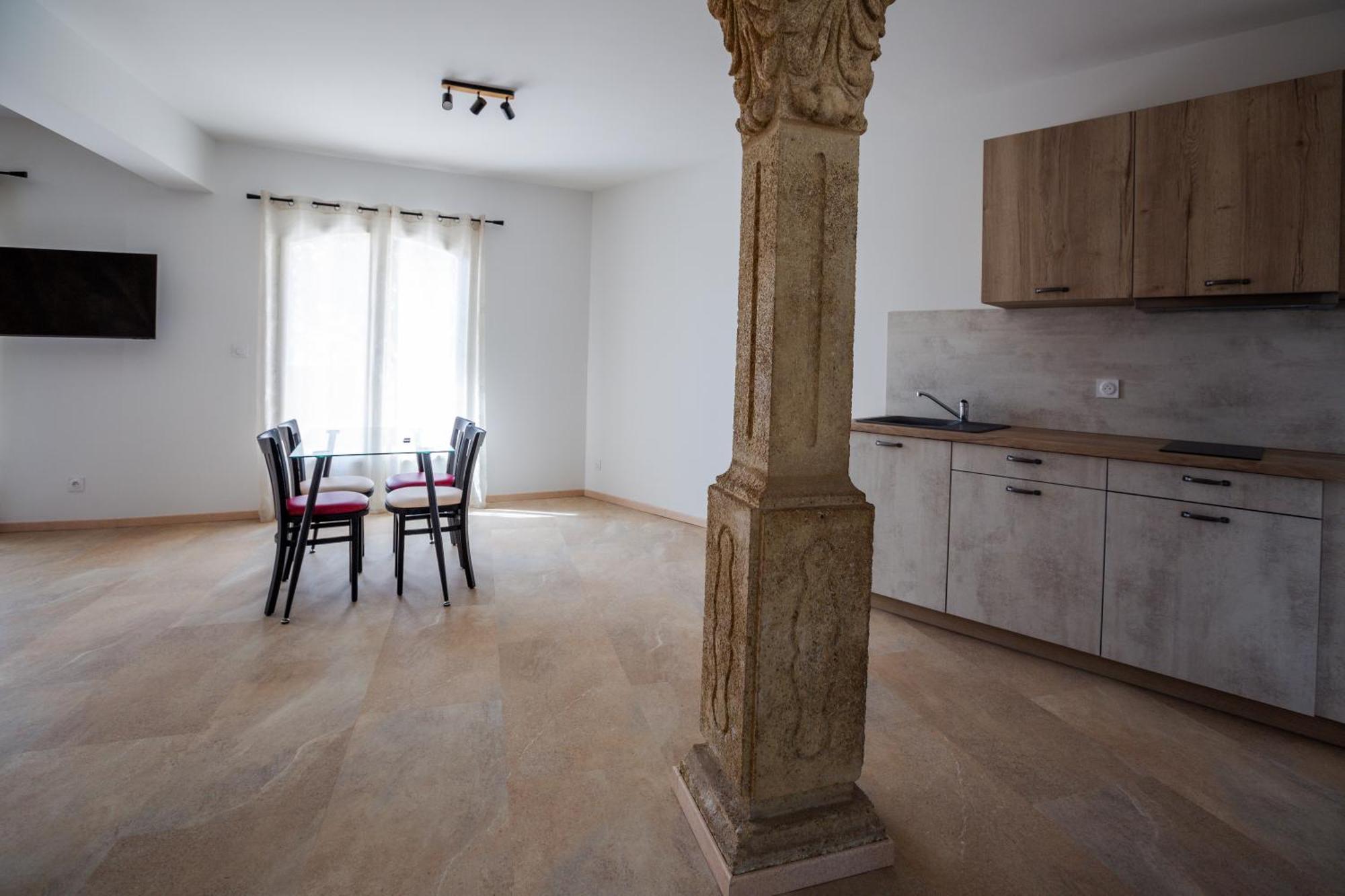 Domaine De La Mautanne Aparthotel Sainte-Tulle Εξωτερικό φωτογραφία